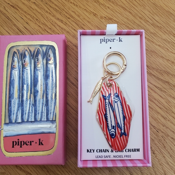 Piper K Keychain - Picture 2 of 2